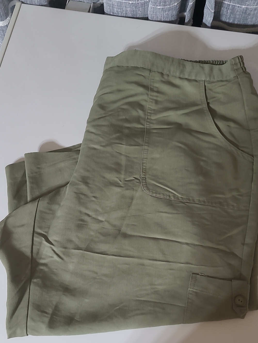 Alfred Dunner Olive Green Cargo Style Capris